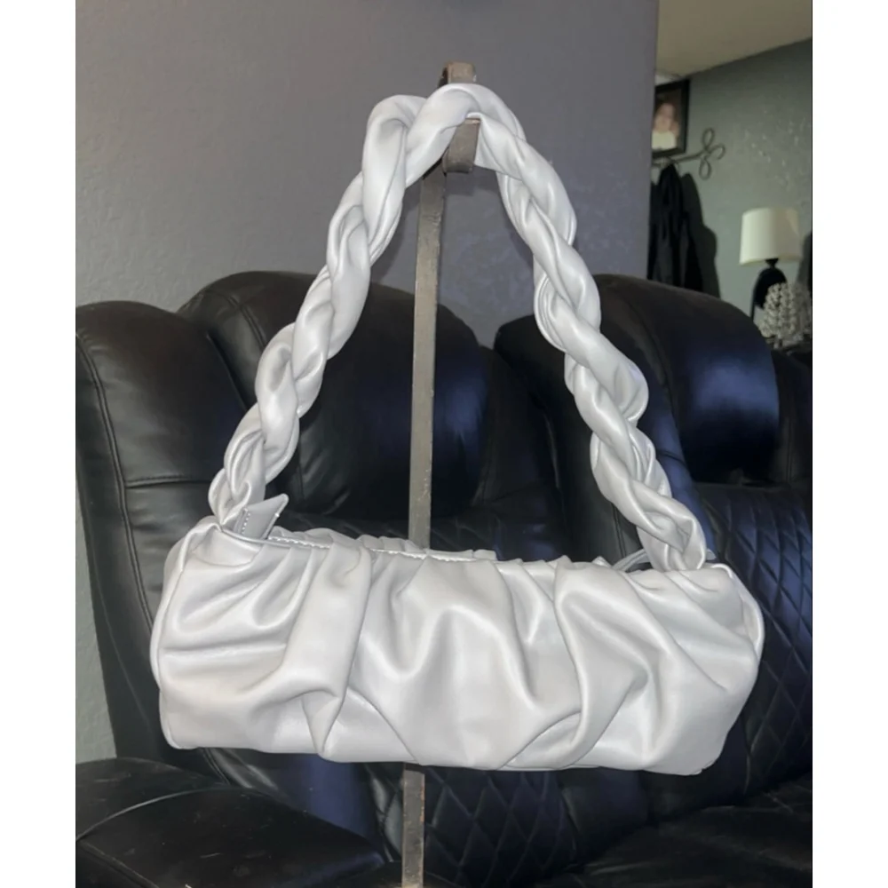 Women's Unbranded Gray Ruched Shoulder Bag One Size